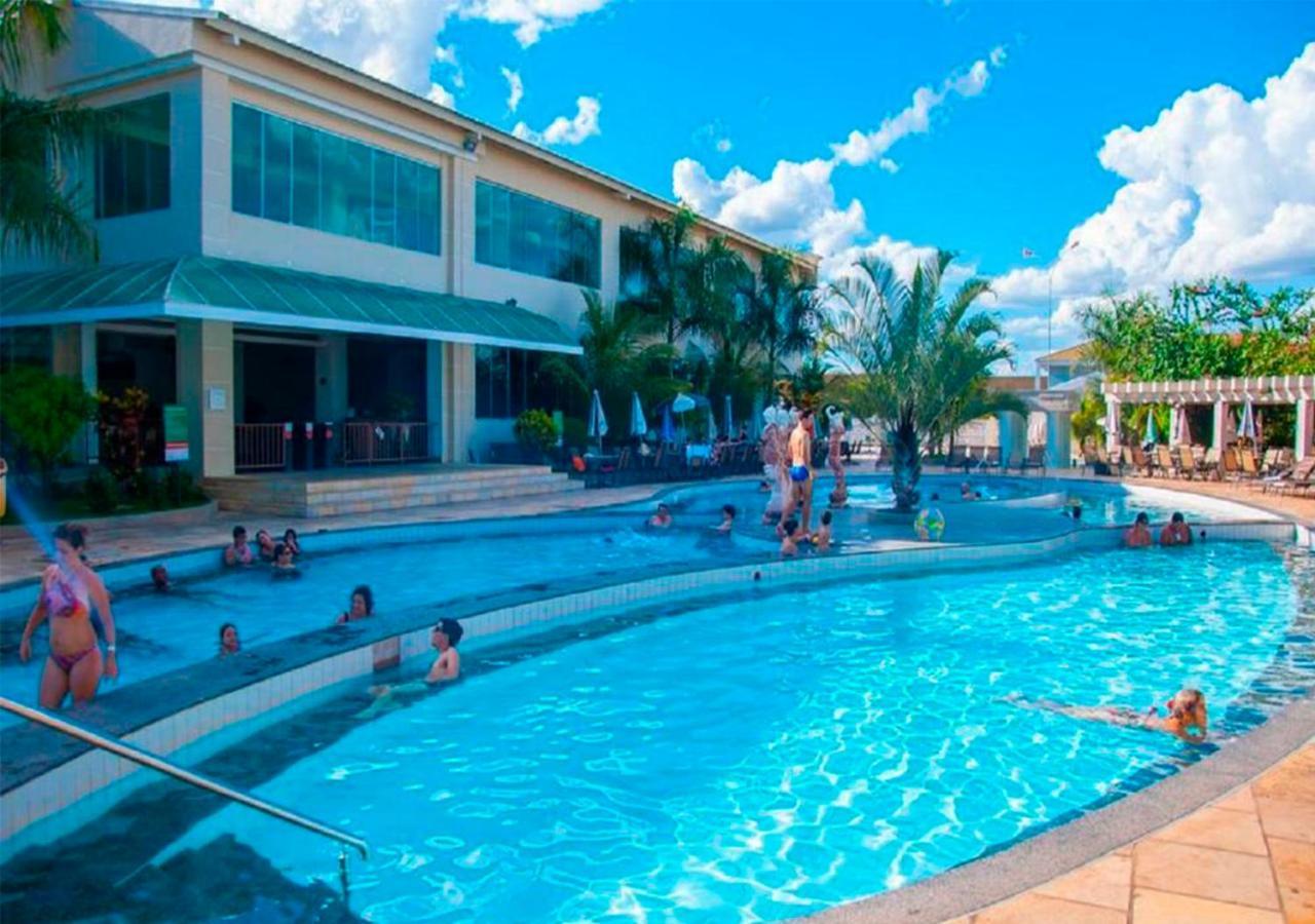 Lacqua Diroma Apartamento Completo Com Fogao, Geladeira, Micro-Ondas, Piscina 24H, Acomoda Ate 5 Pessoas Caldas Novas Bagian luar foto