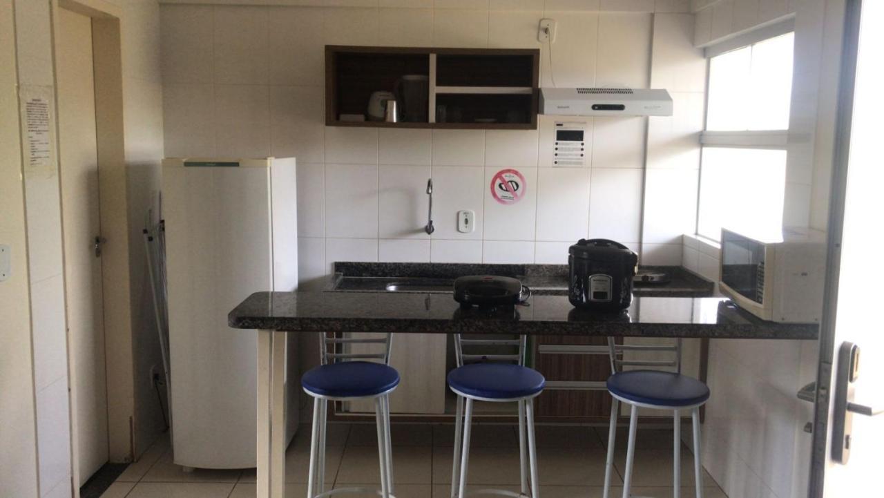 Lacqua Diroma Apartamento Completo Com Fogao, Geladeira, Micro-Ondas, Piscina 24H, Acomoda Ate 5 Pessoas Caldas Novas Bagian luar foto