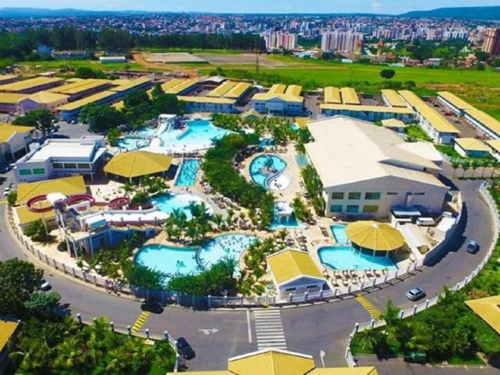 Lacqua Diroma Apartamento Completo Com Fogao, Geladeira, Micro-Ondas, Piscina 24H, Acomoda Ate 5 Pessoas Caldas Novas Bagian luar foto