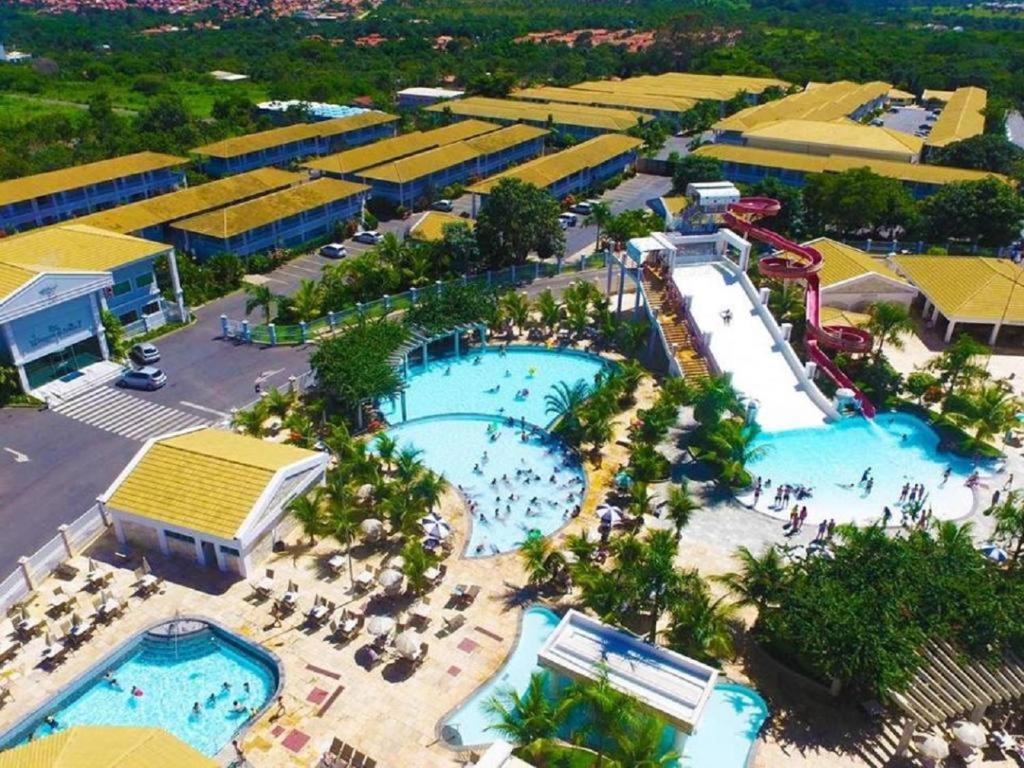 Lacqua Diroma Apartamento Completo Com Fogao, Geladeira, Micro-Ondas, Piscina 24H, Acomoda Ate 5 Pessoas Caldas Novas Bagian luar foto